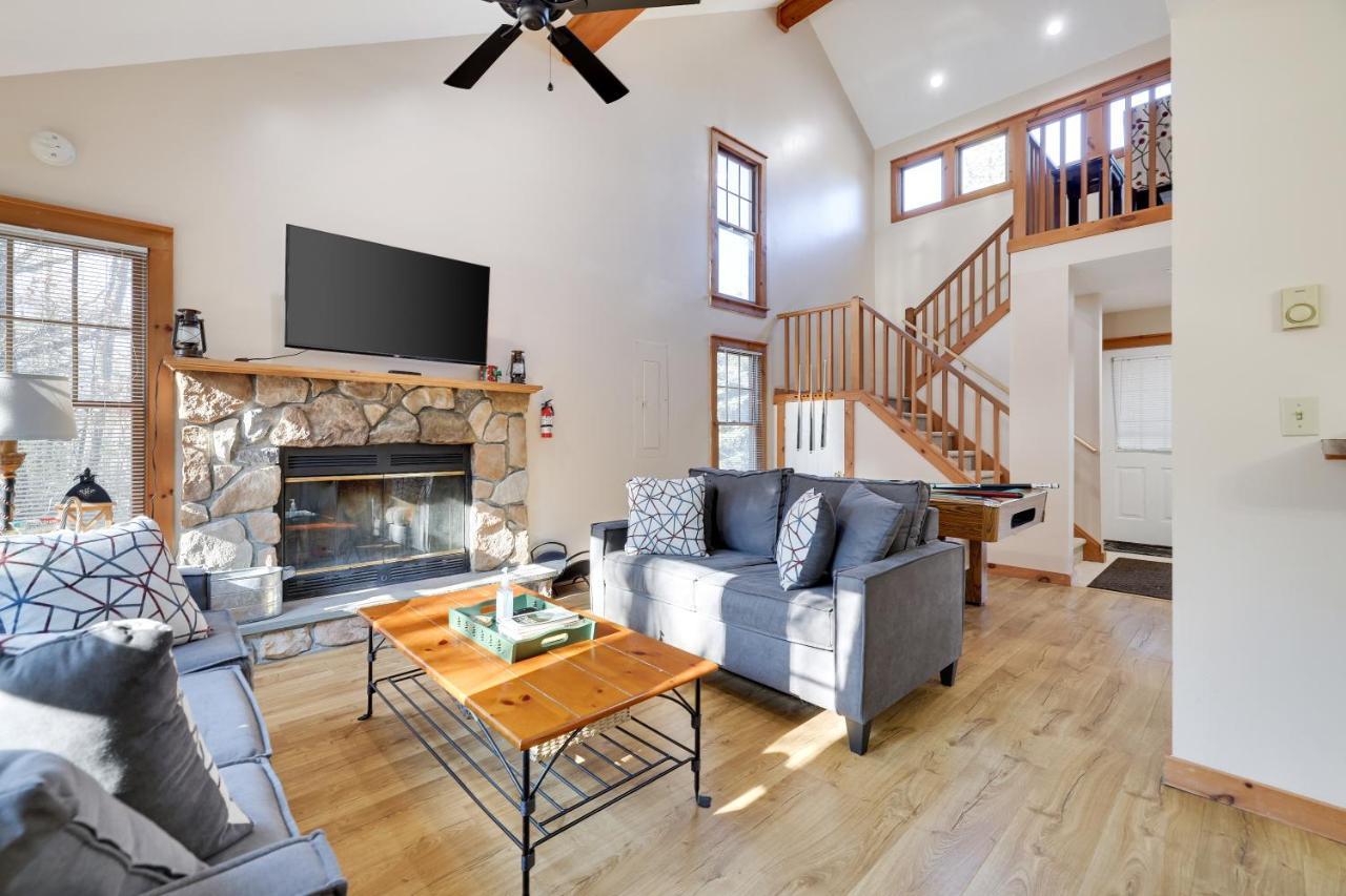 Pocono Mountain Home , Hot Tub- 1 Mile To Skiing! Tannersville Exterior photo